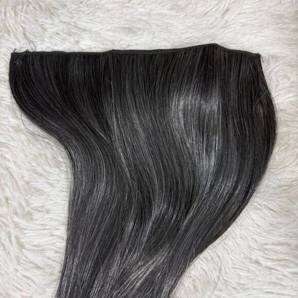 NWOT Ombre Gray Premium Silky Straight 24" Comfort Comb-In Synthetic Extension - Picture 3 of 14